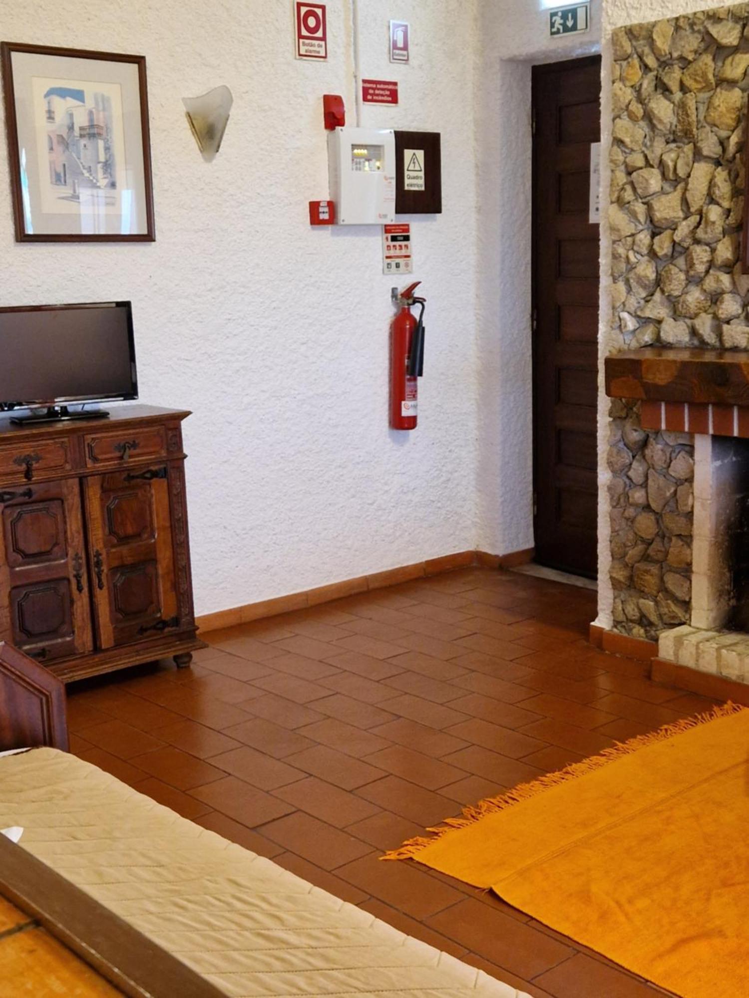 Apartamentos Turisticos Clube Vale Leao Фигейра-да-Фош Экстерьер фото